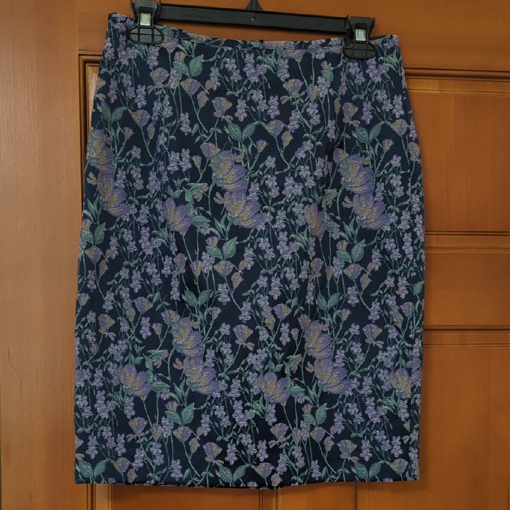 Brooks Brothers Black Pencil Skirt Knee-length Casual